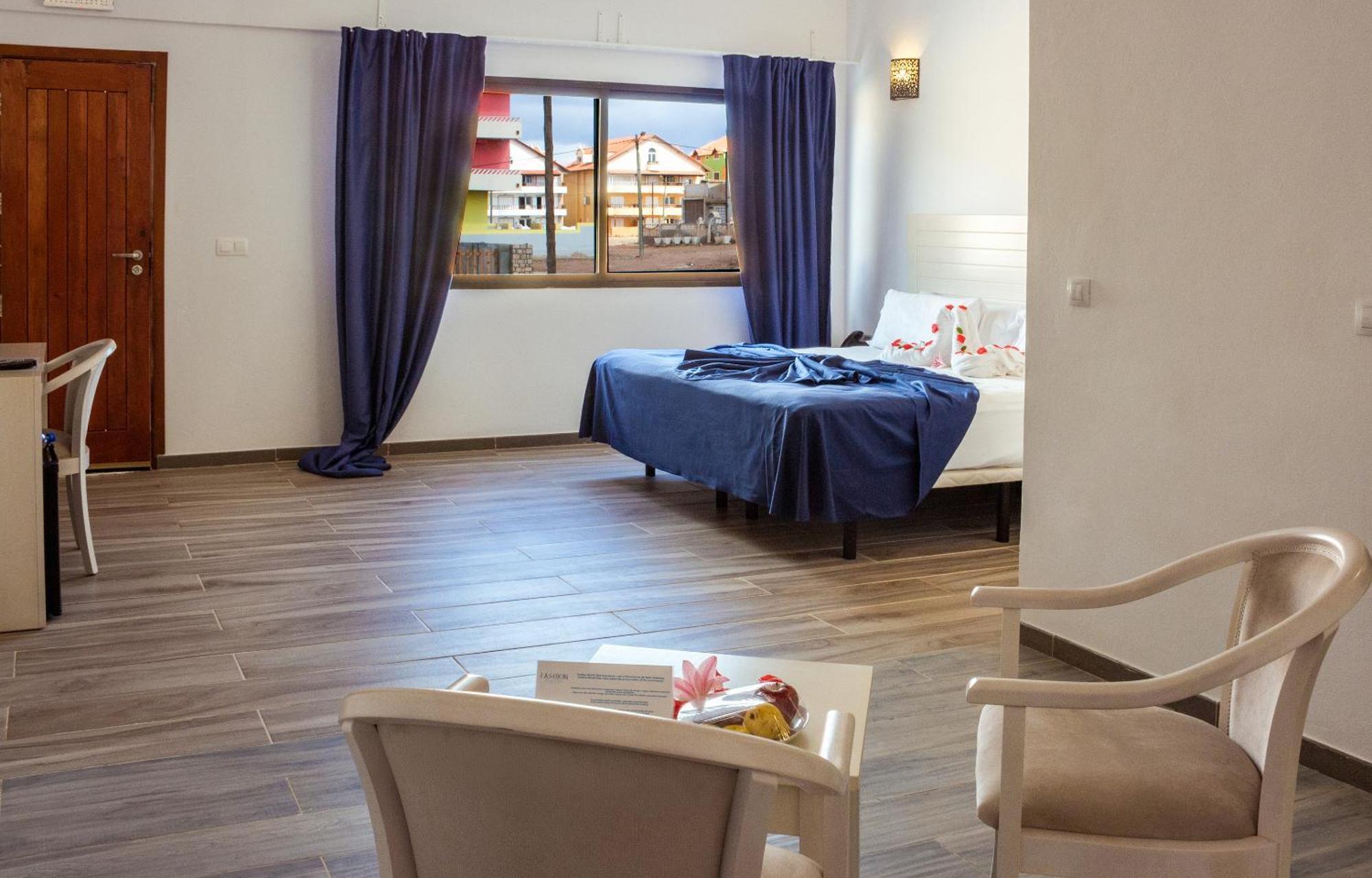 Hotel Livvo Budha Beach Санта-Мария Экстерьер фото