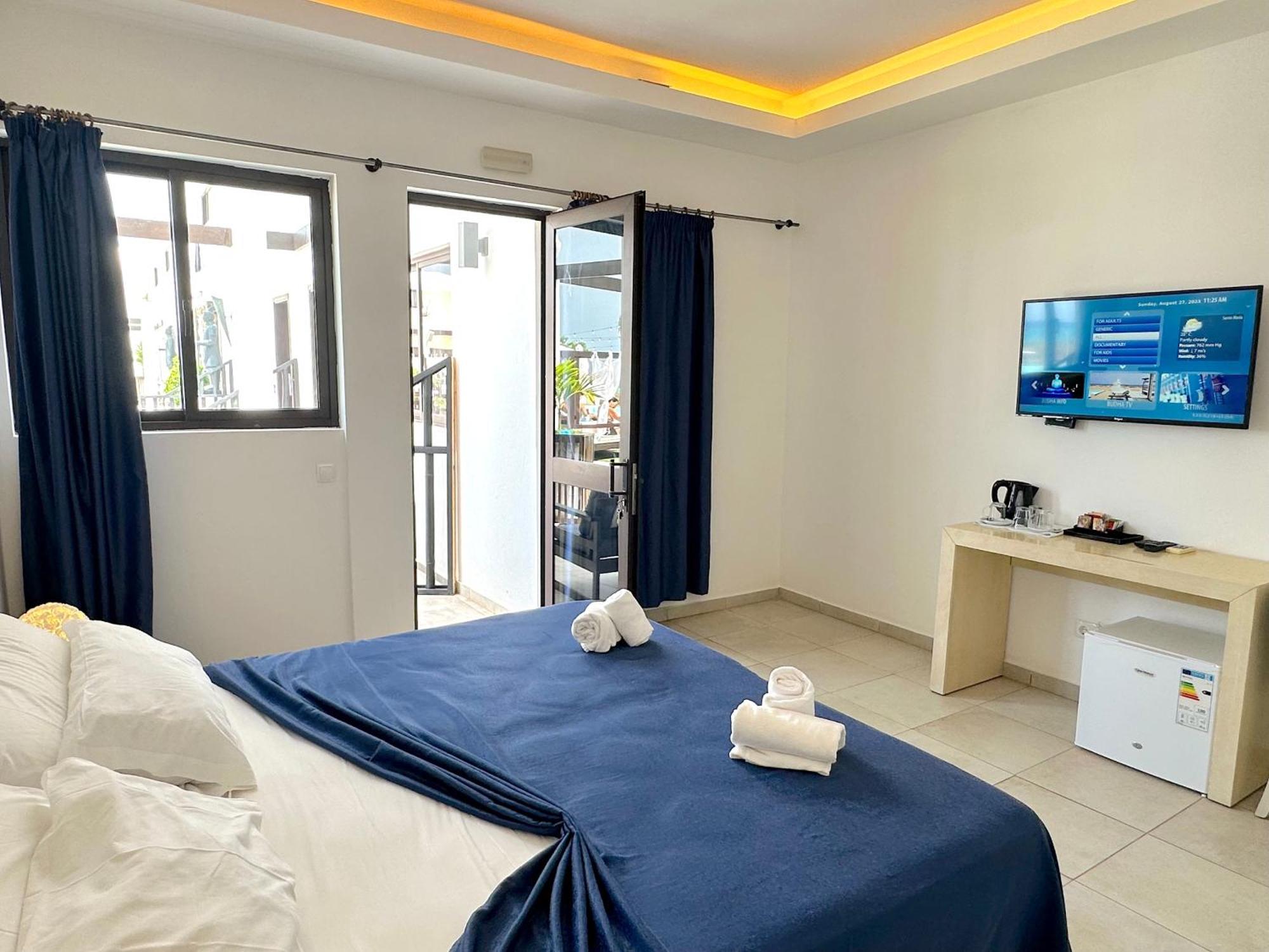 Hotel Livvo Budha Beach Санта-Мария Экстерьер фото