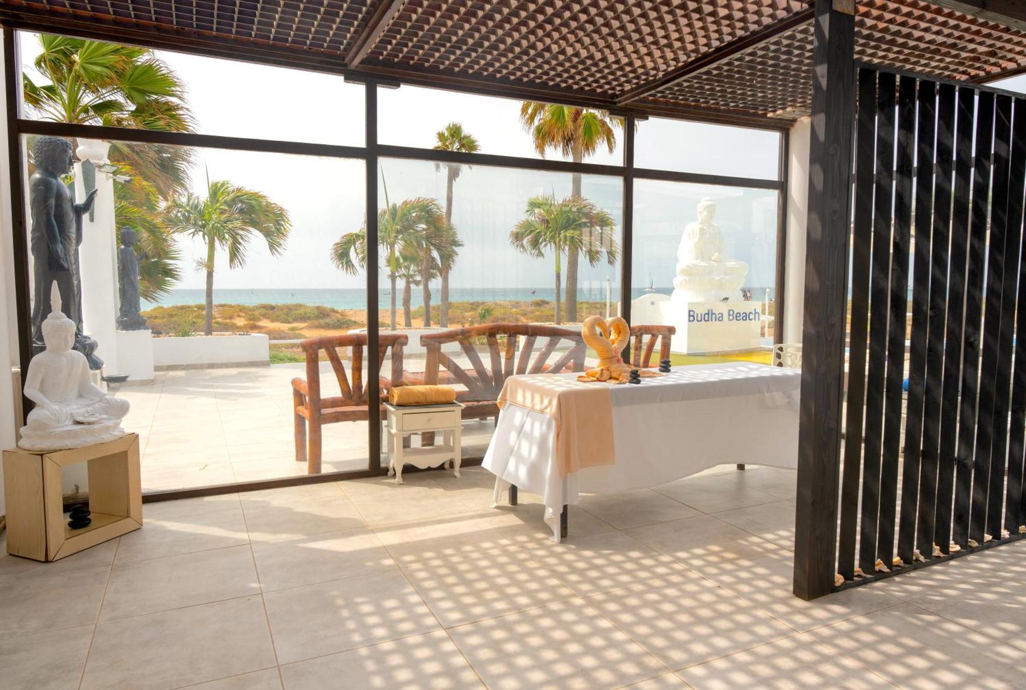 Hotel Livvo Budha Beach Санта-Мария Экстерьер фото