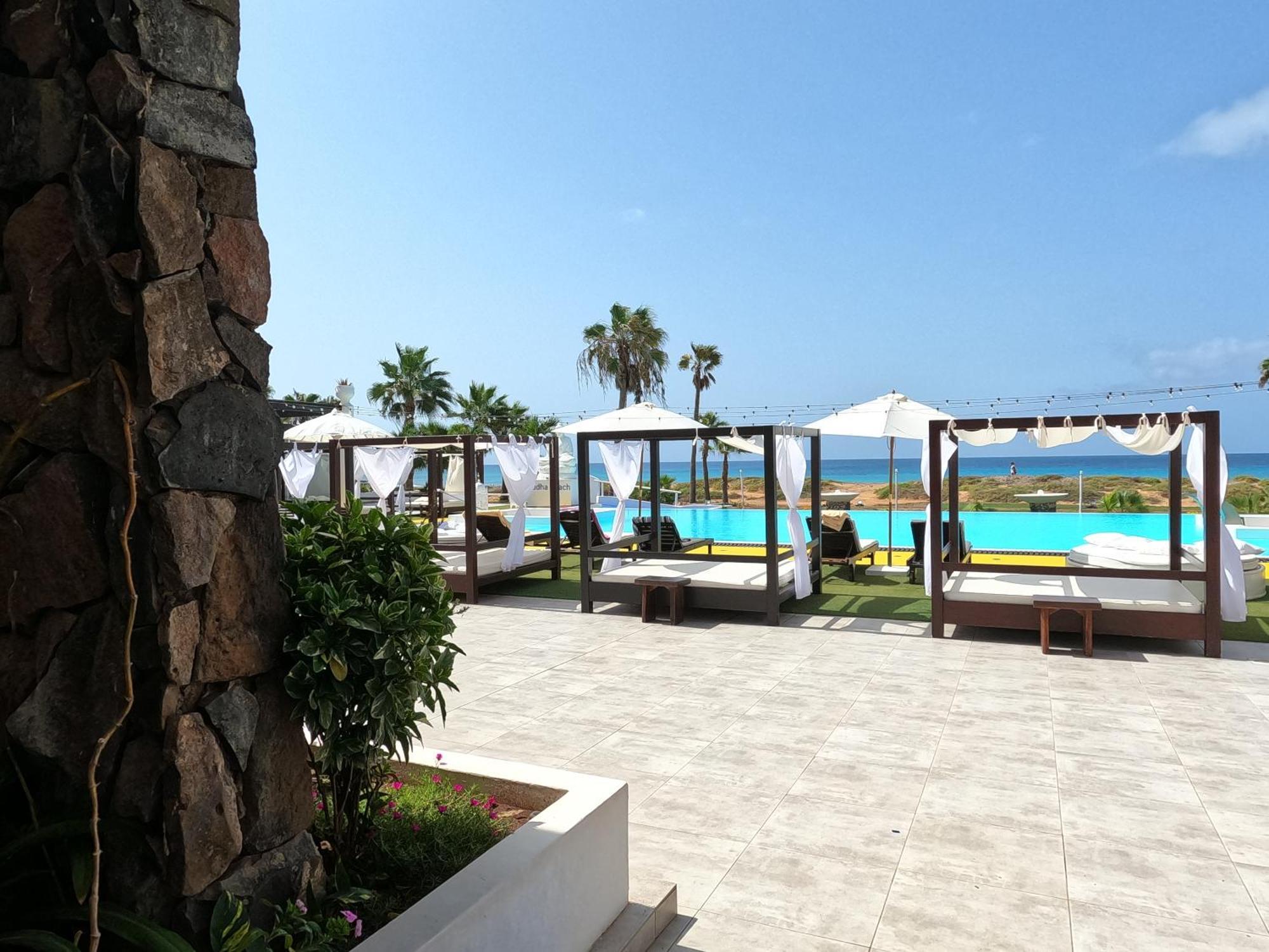 Hotel Livvo Budha Beach Санта-Мария Экстерьер фото